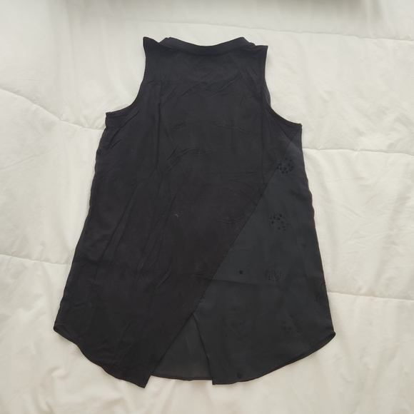 RW&CO Black Sleeveless Blouse Size M - Picture 8 of 9
